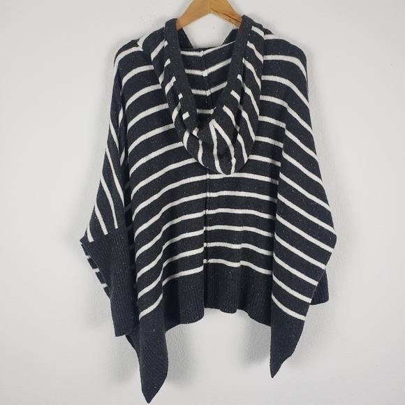 Loft knit striped gray and white hooded sweater - Picture 6 of 8